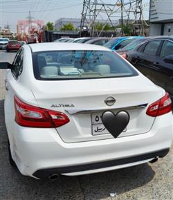 نیسان ئەلتیما